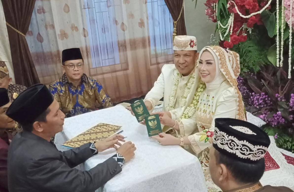 Ketua DPRD Metro Ria Hartini Resmi Dinikahi AKBP M Yamil, Kapeka Polda Lampung
