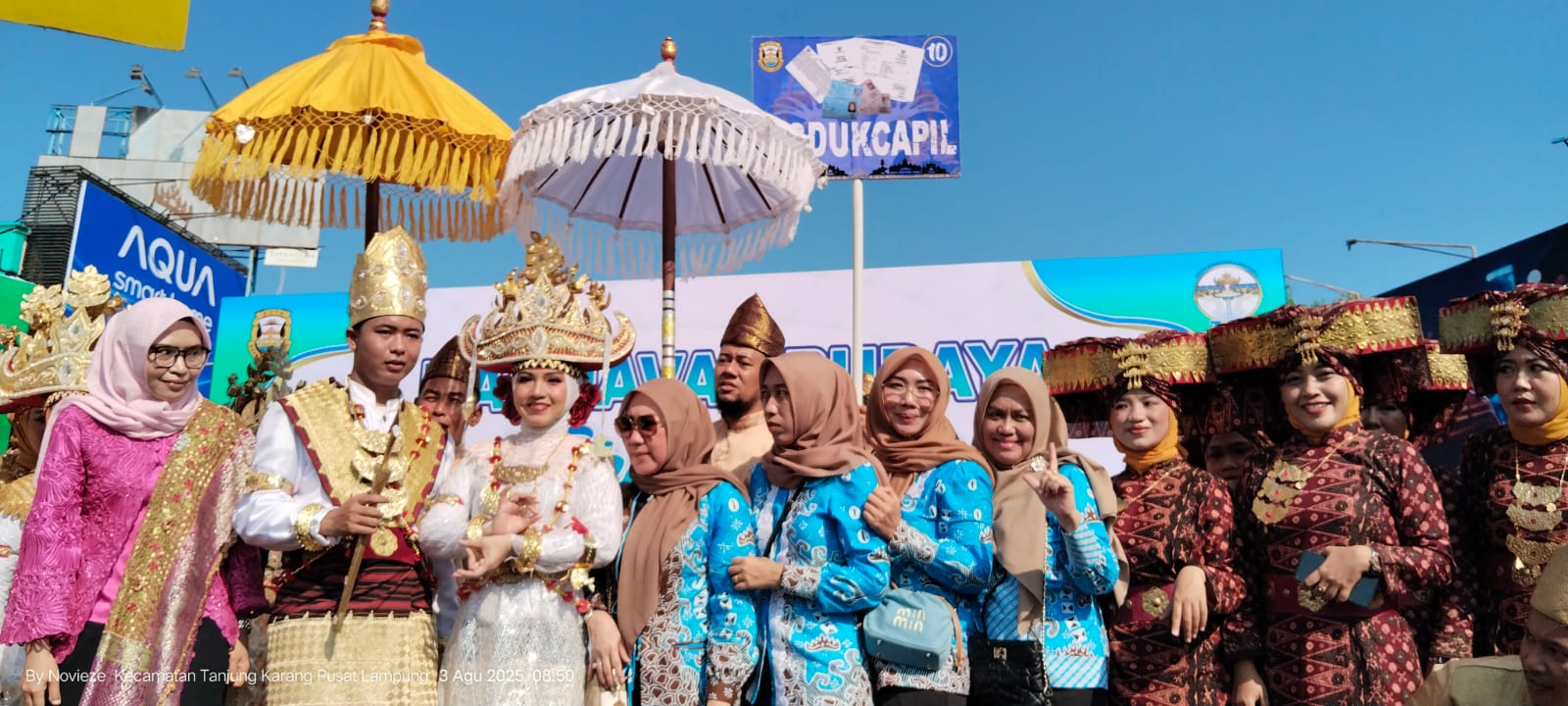 Disdukcapil Ikut Semarakkan Pawai Budaya HUT Bandar Lampung