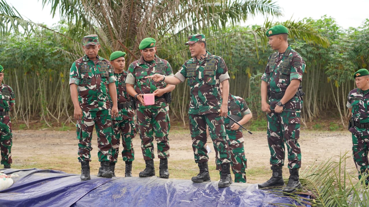 Perkuat Kesiapan Operasional, Danrem 043/Gatam Kunjungi Batalyon TP 848/SPC