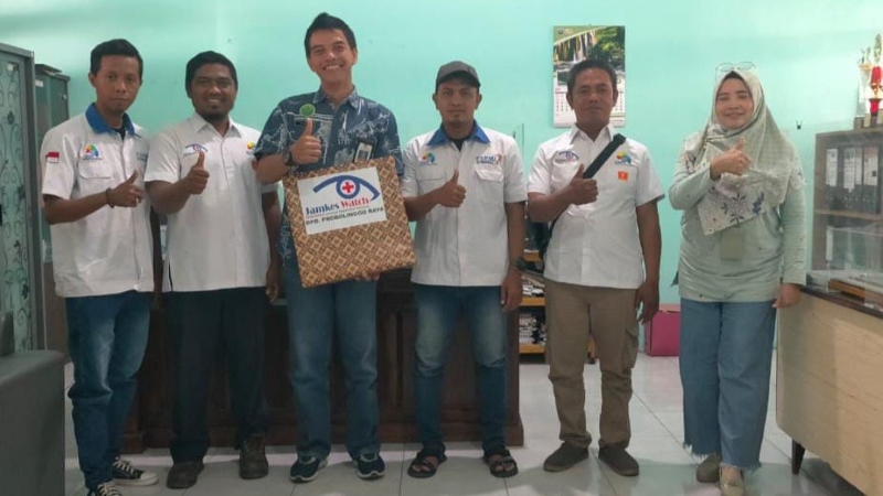 Kenang Perpisahan Kabid Yankes Dinkes, Jamkeswatch Probolinggo Raya Penuh Haru