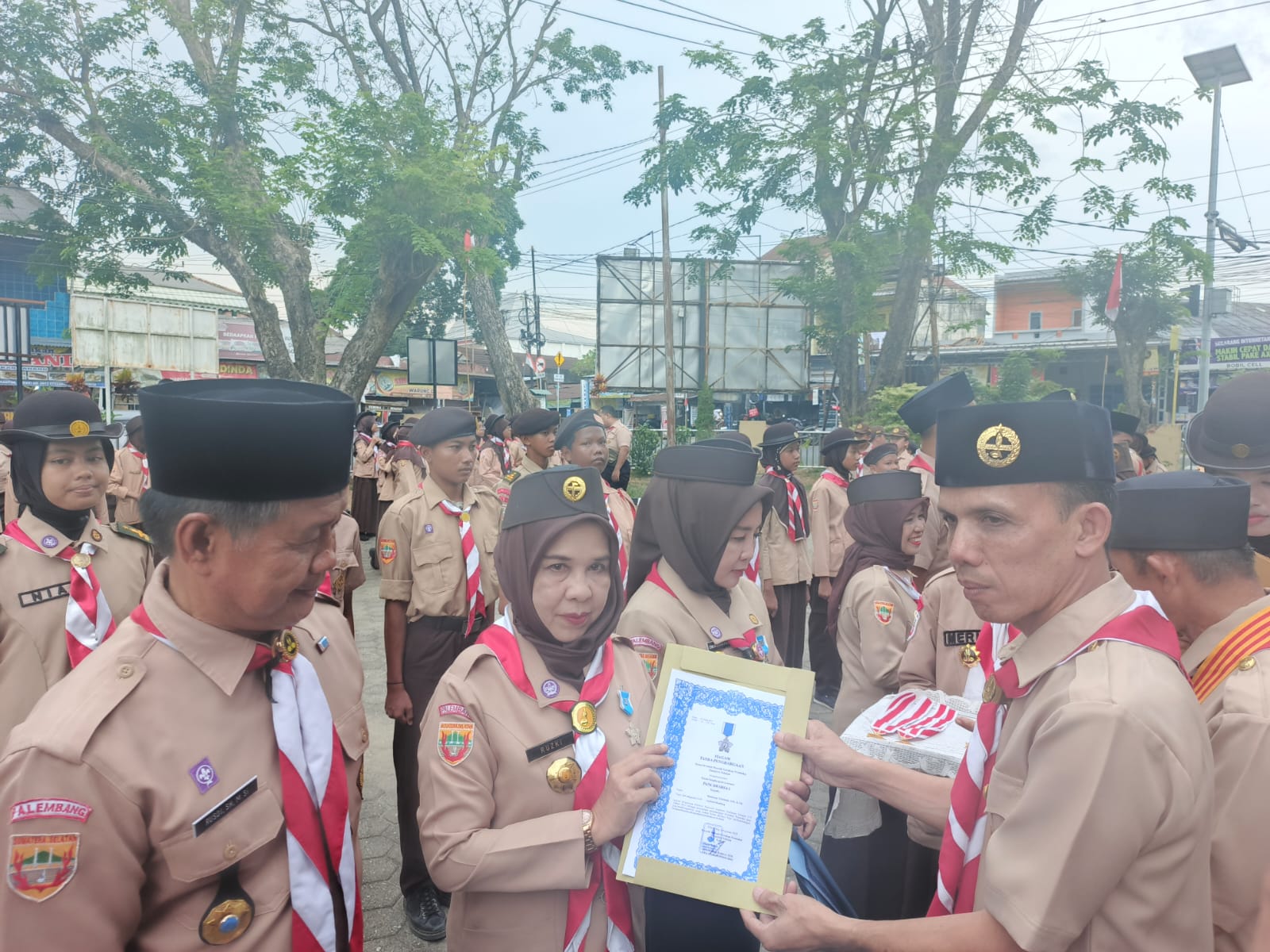 Peringati HUT ke-64, Gerakan Pramuka Sako Gelar Pawai Obor hingga Pramuka Mengaji