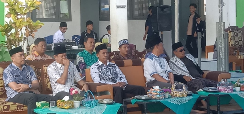 SMPN 1 Krui Peringati Maulid Nabi Muhammad SAW, Ajak Siswa Teladani Akhlak Rasul