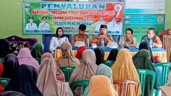 Peratin Bandarsyah Salurkan BLT-DD Rp1,8 Juta Sekaligus untuk 41 KPM