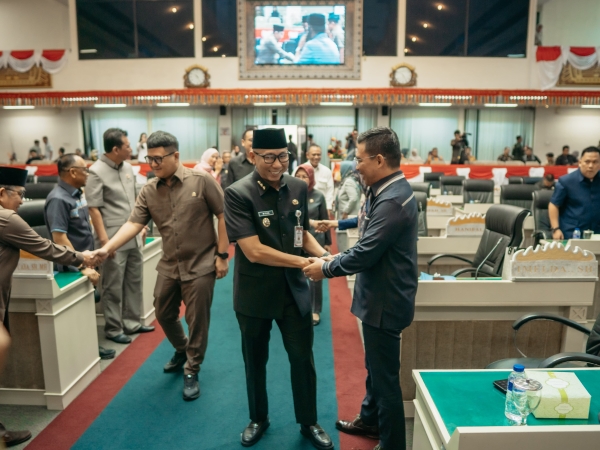 Demi Kualitas Hukum Daerah, Gubernur Apresiasi Masukan Fraksi DPRD Lampung